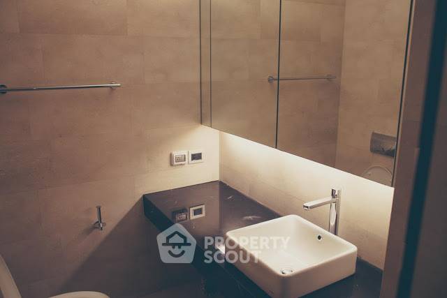 รูป คอนโด 1-ห้องนอน ที่ ศาลาแดง เรสซิเด้นซ์ คอนโดมิเนียม ใกล้ MRT สีลม (ID 567071) - รูปที่ 9/13