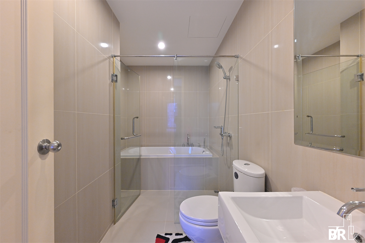 picture Villa Asoke Lifestyle with Convenience near MRT Phetchaburi Station - 8/10
