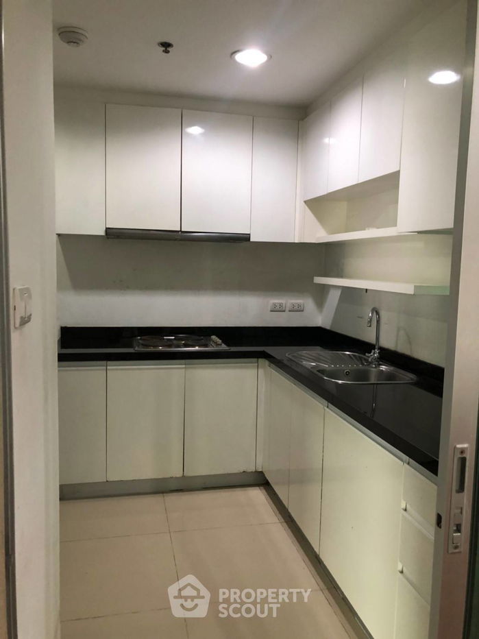 picture 3-BR Condo at Belle Grand Rama 9 near MRT Phra Ram 9 (ID 514961) - 3/18