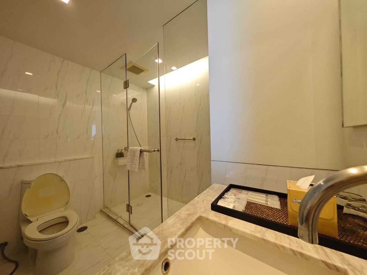 picture 2-BR Condo at Sathon Heritage Residences near BTS Chong Nonsi (ID 1529941) - 9/14