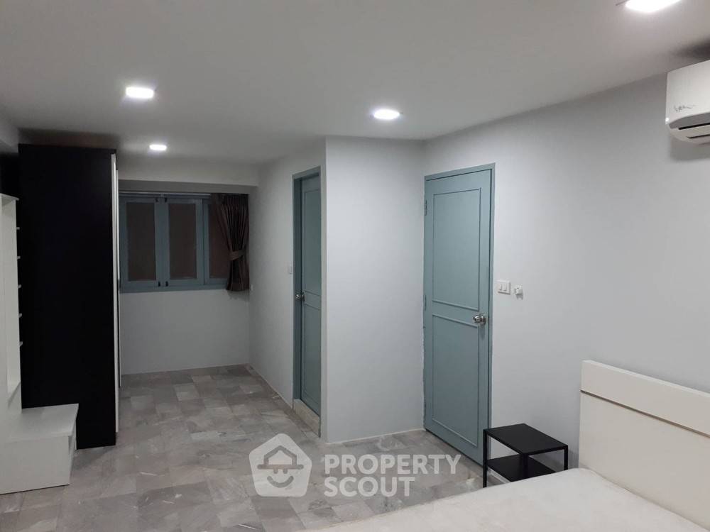 picture 2-BR Condo at Thonglor Tower Condominium near BTS Thong Lor (ID 382472) - 5/11