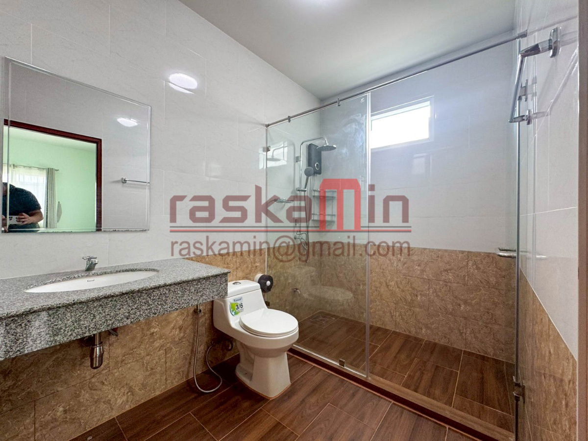 รูป บ้านสวยพร้อมเข้าอยู่ ในทำเลเงียบสงบ ใกล้อ่างเก็บน้ำชากนอก - รูปที่ 30/37