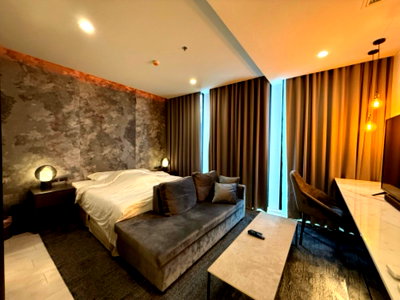ขายคอนโด : ♦ Good Deal ♦ ตึก C ชั้น 20+ | 1 ห้องนอน 45.25 ตร.ม. | คอนโดมี Skywalk เชื่อมเข้า BTS เพลินจิต, Central Embassy