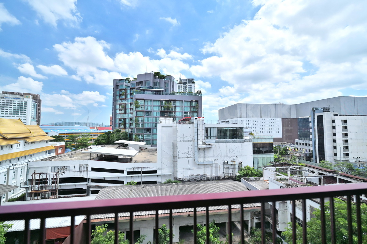 picture Ultimate Luxury Lifestyle with Convenience Noble Reveal near BTS Ekkamai - 4/10