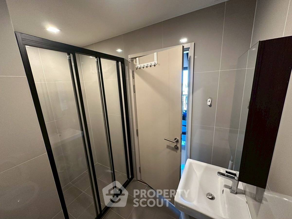 รูป คอนโด 1-ห้องนอน ที่ เดอะ เบส เพชรบุรี–ทองหล่อ ใน บางกะปิ (ID 2141335) - รูปที่ 8/21