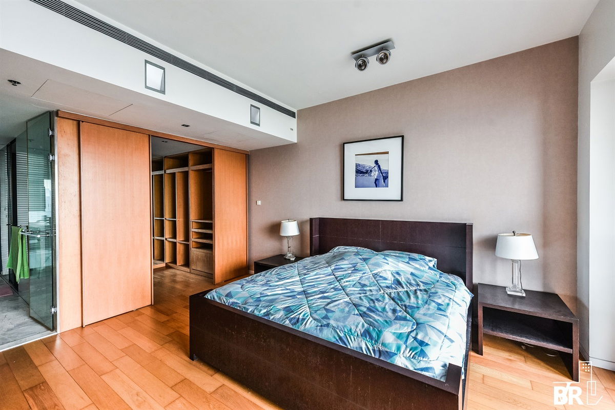 picture The Met Near BTS CHONG NONSI - Luxury Condo - 2/27