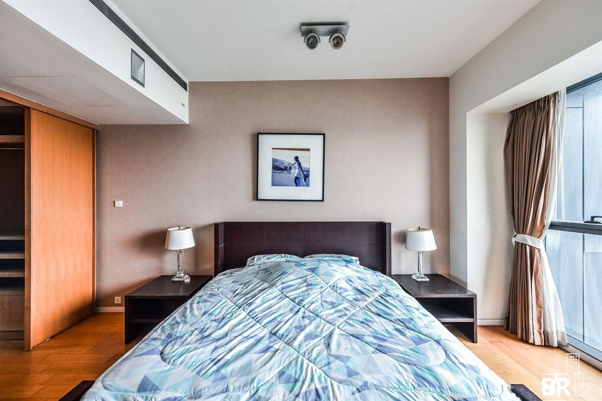 picture The Met Near BTS CHONG NONSI - Luxury Condo - 7/27