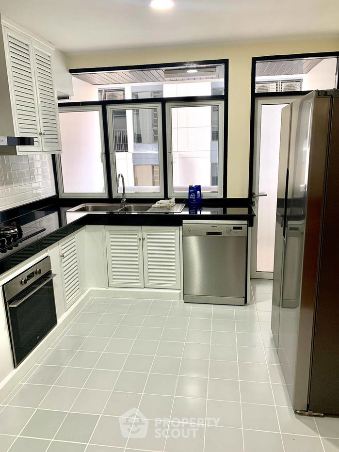 รูป คอนโด 2-ห้องนอน ที่ เลอ พรีเมีย 1 คอนโดมิเนียม ใกล้ MRT สุขุมวิท (ID 998445) - รูปที่ 7/25