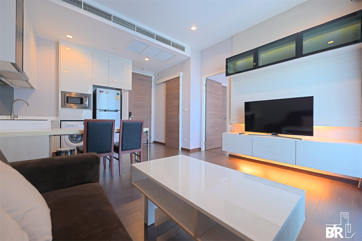 picture Q AsokeSpecial Unit, Great Value near MRT Phetchaburi Station - 4/10