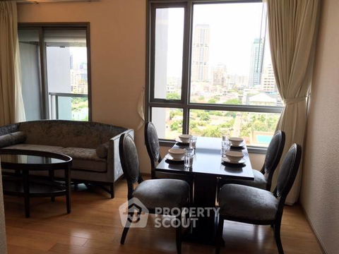 คอนโด 2-ห้องนอน ที่ เอช สุขุมวิท 43 ใกล้ BTS พร้อมพงษ์ (ID 510631)