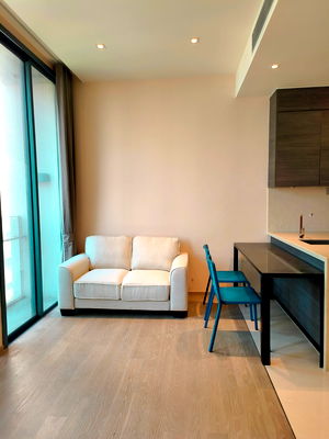 Condos for rent Ratchadaphisek Road : 🏙️ For Rent! The ESSE Asoke – Luxury Condo in Prime Asoke Fully furnishe
