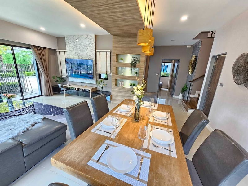 Houses for rent : [RENT]  HPW0009📍📍( Baan Lumpini Suanluang Rama 9 )      (ID with @in front, LINE ID:  @056qhbtt)