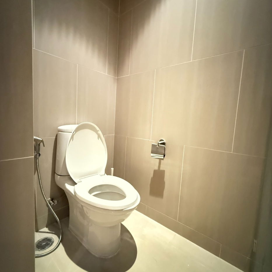 รูป The Empire Place  - 2 bedrooms for RENT ONLY 50K - รูปที่ 13/13
