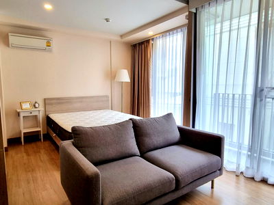 Condos for sale Phaya Thai : P-93174 🏢Condo for sell FYNN Aree fully furnished. Line Id: @easythaihome 085-592-2897
