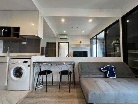 For Rent Condo IDEO MOBI ASOKE Building 1, Floor 32,1 bed room, Room size 35 sqm