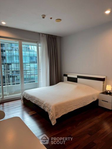 1-BR Condo at Circle Condominium near MRT Phetchaburi (ID 2203788)