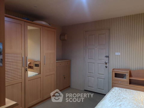 1-BR Condo at Pratunam Prestige Condominium near BTS Phaya Thai (ID 924299)