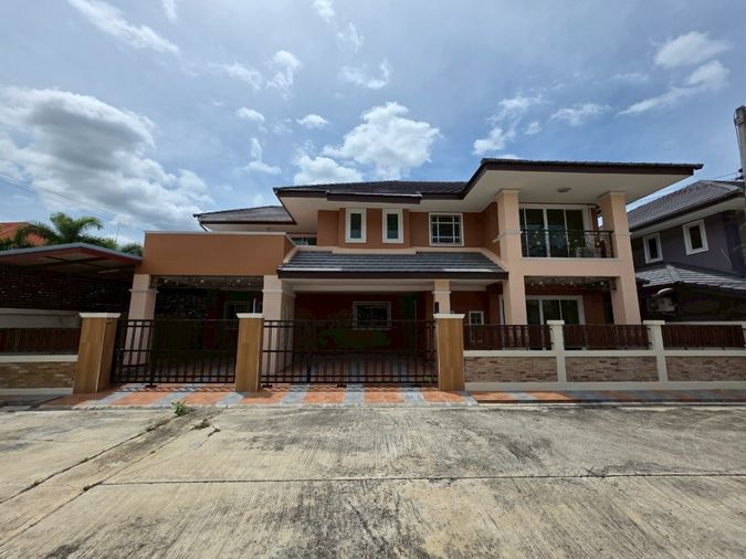 ขายบ้านเดี่ยว หมู่บ้านอยู่สบาย2 65.5 ตร.ว. 7 นอน ใกล้เซนทรัลนครปฐม