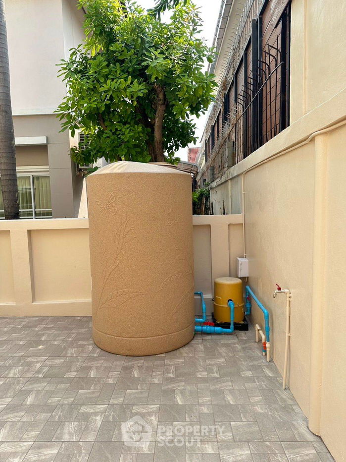 picture 3-BR House close to East Pattaya (ID 2178057) - 10/14