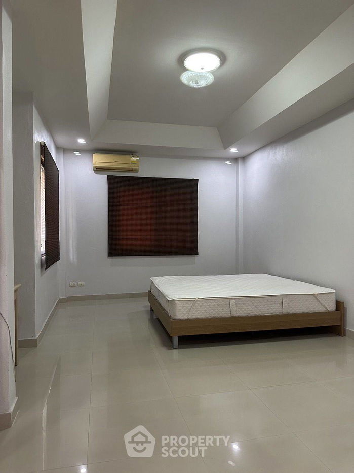 รูป บ้าน 3-ห้องนอน ใกล้ พัทยาใต้ (ID 2099974) - รูปที่ 11/20