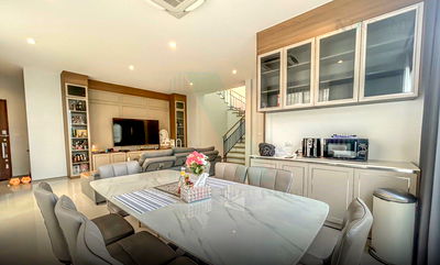 Houses for sale : 🚩 For Sell House AERIE SRINAKARIN-KRUNGTHEPKREETHA 3-story 5 bedroom 6 bathroom