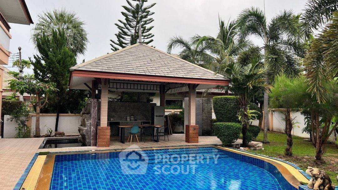 รูป บ้าน 4-ห้องนอน ใกล้ เมืองพัทยา (ID 2060468) - รูปที่ 10/29