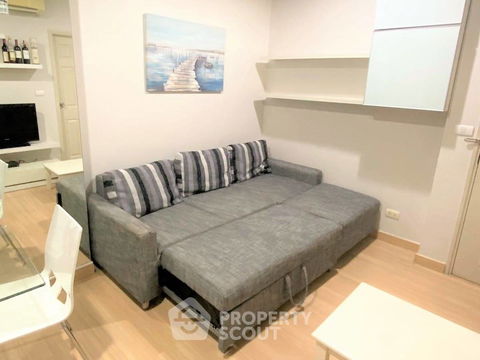 1-BR Condo at Life @ Sathorn 10 near BTS Saint Louis (ID 709861)