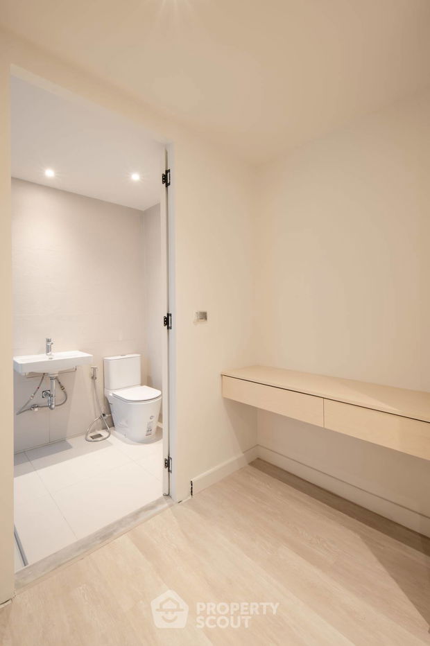 picture 2-BR Townhouse near BTS Phra Khanong (ID 2094575) - 14/18