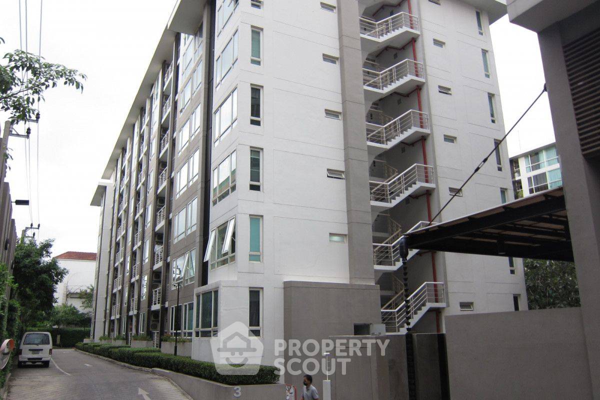 picture 1-BR Condo at Elements Srinakarin in Nong Bon (ID 2133384) - 1/4