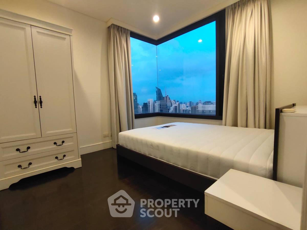 picture 2-BR Condo at Aguston Sukhumvit 22 near MRT Queen Sirikit National Convention Centre (ID 1133819) - 11/13