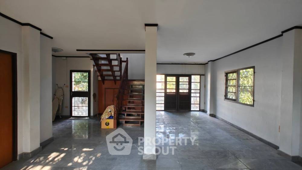 รูป บ้าน 3-ห้องนอน ใน แสนแสบ (ID 1467196) - รูปที่ 7/23