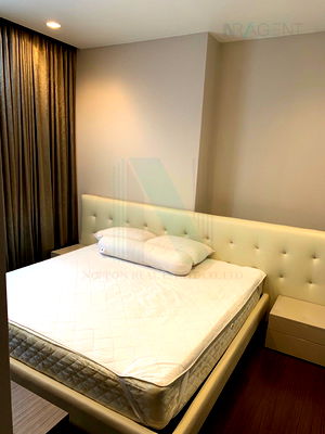 Condos for rent : 🚩 For Rent Condo IVY AMPIO Building 1, Floor 23,2 bed room, Room size 75 sqm
