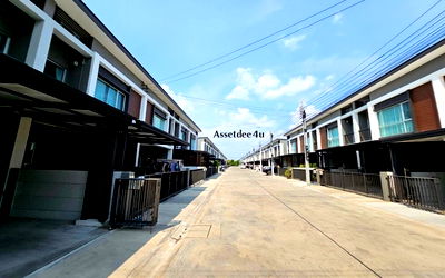 เช่าทาวน์โฮม บางกรวย นนทบุรี : AT598 ให้เช่าทาวน์โฮม 2 ชั้น 18 ตร.ว. บ้านลุมพินี ทาวน์วิลล์ ราชพฤกษ์-ปิ่นเกล้า เฟส3 ใกล้เซ็นทรัล เวสต์วิลล์