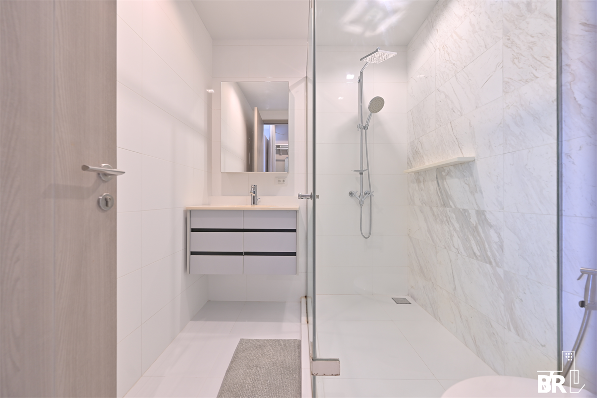 picture HQ By Sansiri  Ultimate Luxury Lifestyle with Convenience - 10/10