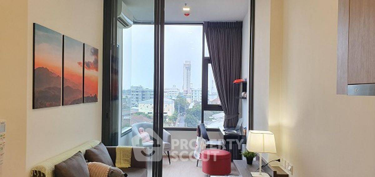 picture 1-BR Condo at Centric Ratchayothin near BTS Ratchayothin (ID 2180558) - 1/14
