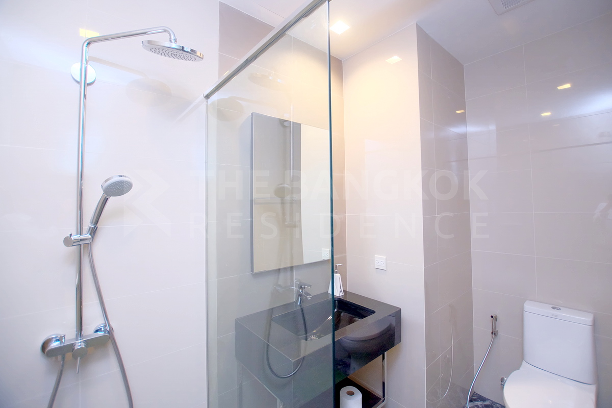 picture Premium Luxury Condo in Prime Location Edge Sukhumvit 23 near BTS Asok - 8/10