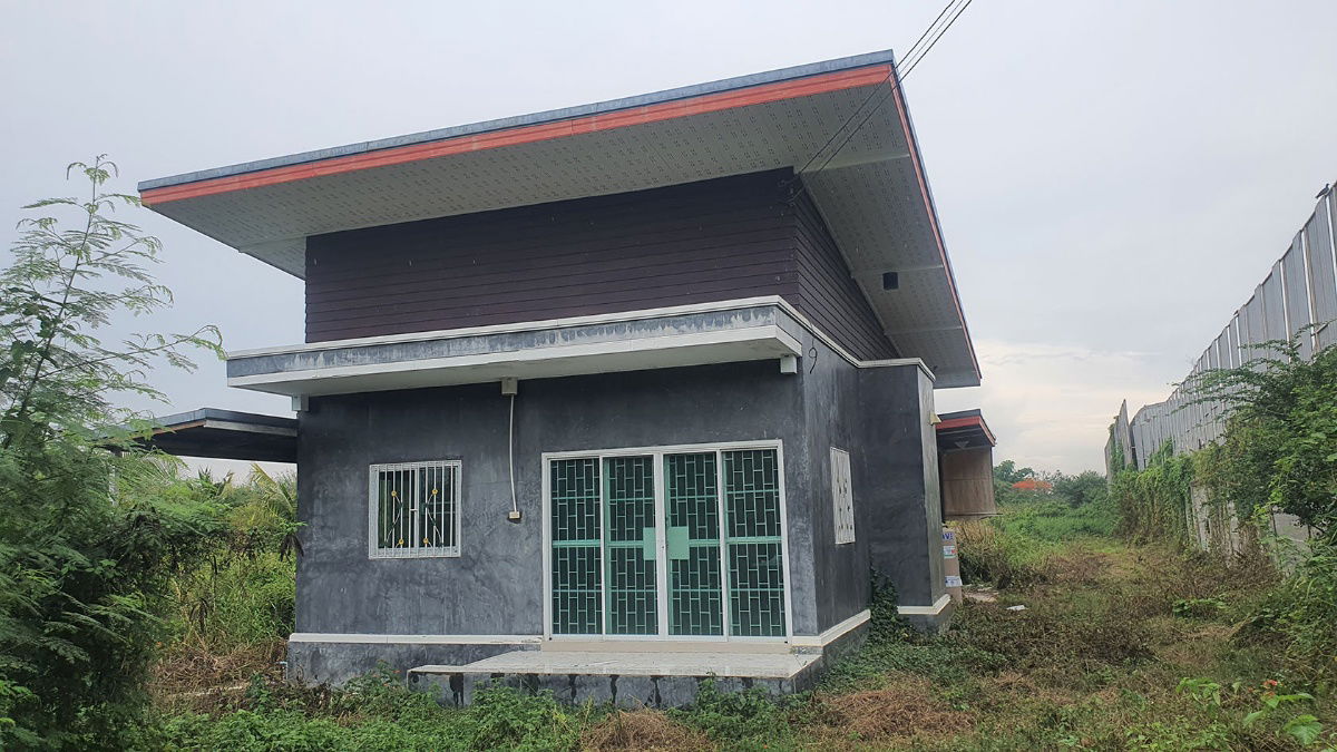 รูป ที่ดินโซน สร้างโรงงานได้ ที่ดินพร้อมบ้านสวน 12.3 ไร่ โซนเจริญ ห้างสรรพสินค้า ทั้งโลตัสและบิ๊กซี - รูปที่ 2/6