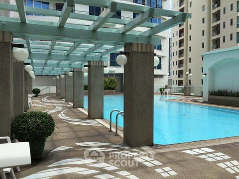 คอนโด 2-ห้องนอน ที่ สาธร เฮ้าส์ คอนโดมิเนียม ใกล้ BTS สุรศักดิ์ (ID 669191)