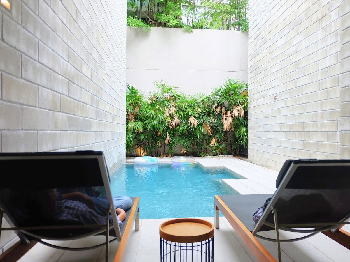 รูป ให้เช่าบ้านพูลวิลล่า พัทยา CROSS PATTAYA OCEANPHERE บางเสร่ สัตหีบ ชลบุรี เนื้อที่ 33.6 ตรว. Pool Villa Pattaya 4 sale - รูปที่ 2/13