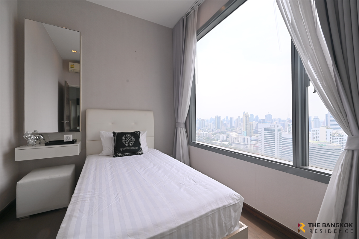 picture Ultimate Luxury Lifestyle with Convenience Q Asoke near MRT Phetchaburi Station - 8/10