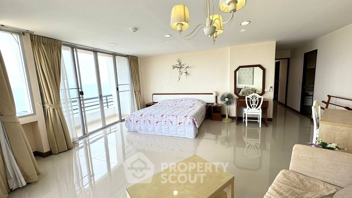 picture 3-BR Condo at Rama Harbour View Condominium in Surasak (ID 1876849) - 4/19