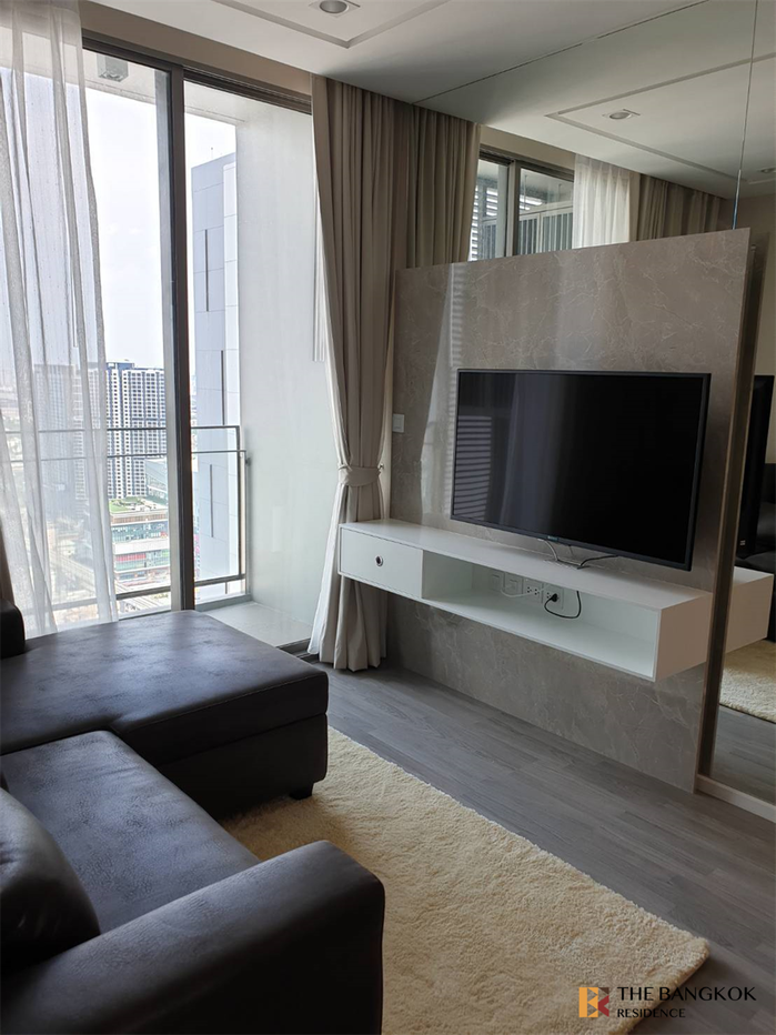 รูป คอนโด Luxury ราคาพิเศษ 333 ริเวอร์ไซด์ ใกล้ MRT สถานีบางโพ - รูปที่ 1/9
