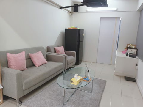 ให้เช่าอาคารพาณิชย์ 3 ชั้น ห้องริมติดถนนThehabitatโคราช  เนื้อที่ 23.20 ตร.วา 168 ตรม.  4 ห้องนอน 3 ห้องน้ำ  ใกล้ห้างสรรพสินค้า