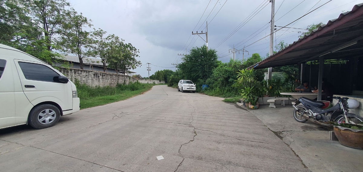 รูป ที่ดินโซน สร้างโรงงานได้ ที่ดินพร้อมบ้านสวน 12.3 ไร่ โซนเจริญ ห้างสรรพสินค้า ทั้งโลตัสและบิ๊กซี - รูปที่ 4/6