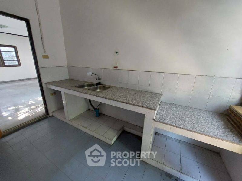 รูป บ้าน 3-ห้องนอน ใน แสนแสบ (ID 1467196) - รูปที่ 11/23