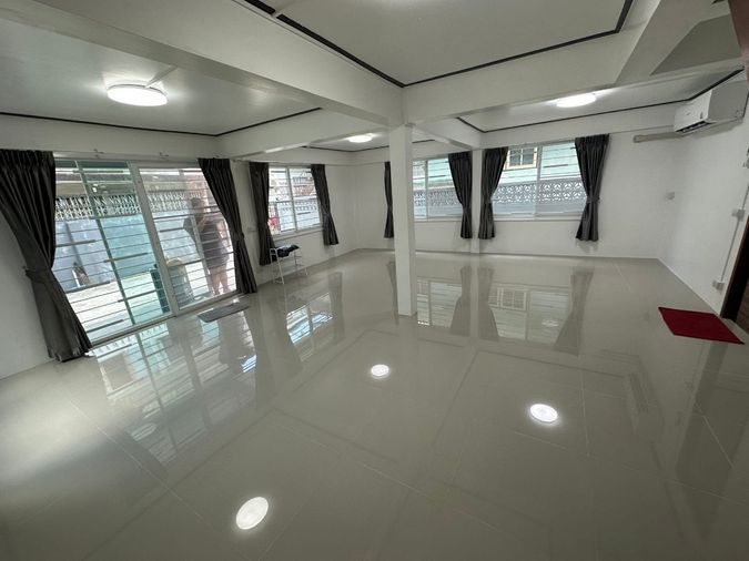 3-bed house for rent, 35 sq wah, Din Daeng