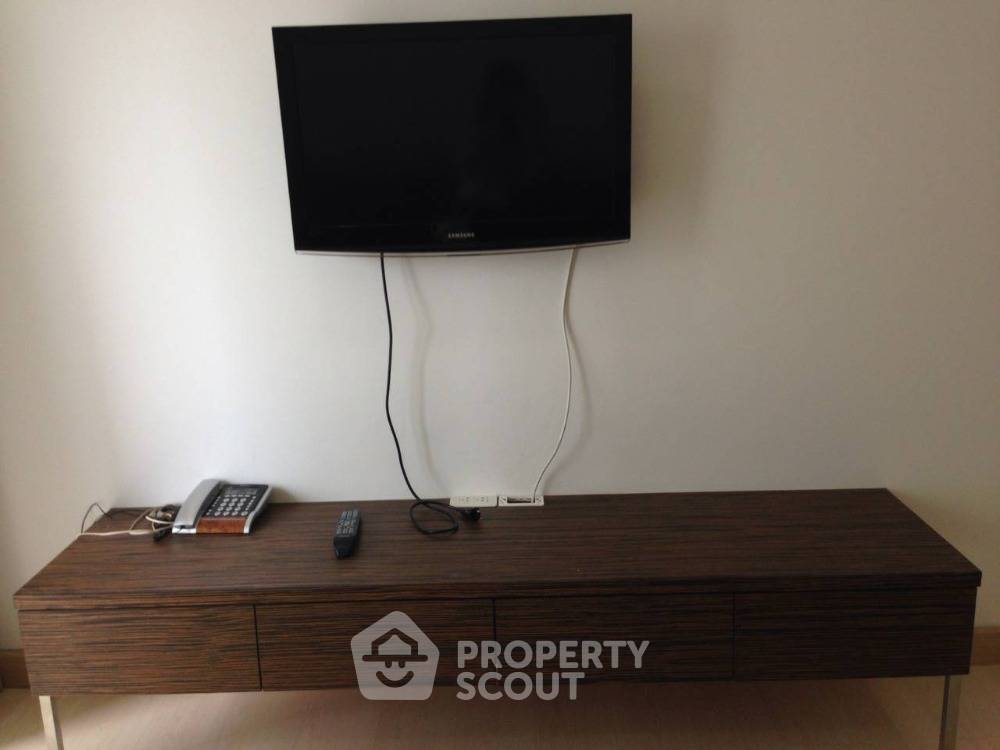 picture 1-BR Condo at My Resort Bangkok Condominium near MRT Phetchaburi (ID 408295) - 7/11