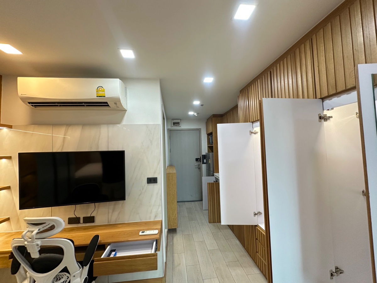 รูป Life Ladprao | ราคา 16,000 บาท | ห้องสวย ห้องใหม่ เฟอร์นิเจอร์ครบ เครื่องซักผ้าอบได้ ซื้อครบพร้อมเข้าอยู่ - รูปที่ 6/12