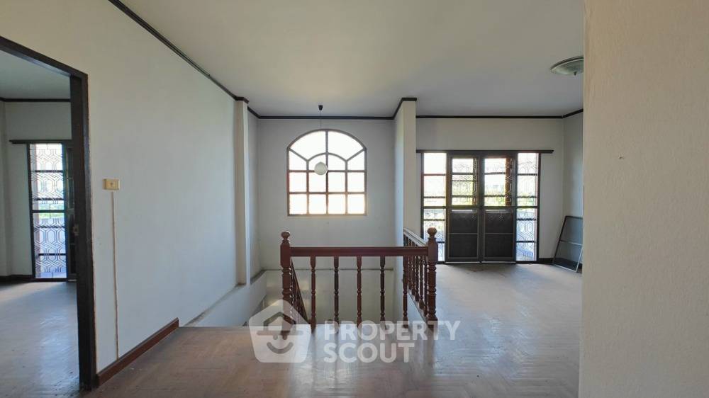 รูป บ้าน 3-ห้องนอน ใน แสนแสบ (ID 1467196) - รูปที่ 13/23
