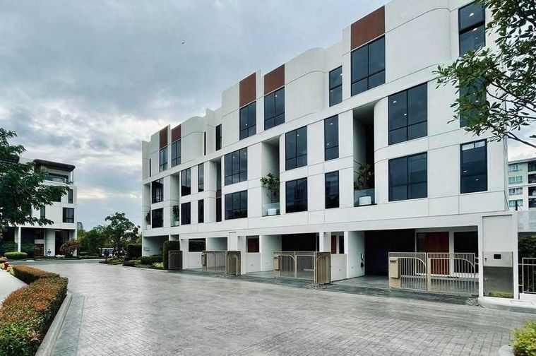 ME250183 Townhome For Sale Demi Sathu 49